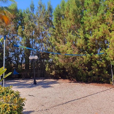 Larnaca Mansion Ideal For 3 Families Or More Exterior foto