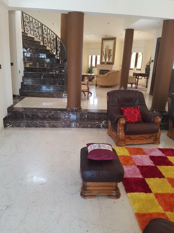 Larnaca Mansion Ideal For 3 Families Or More Exterior foto